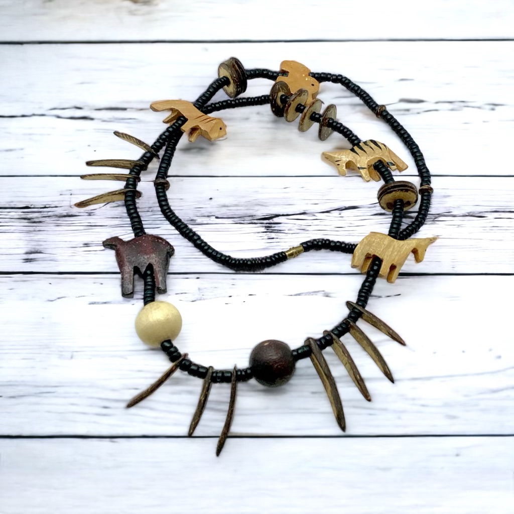 Vintage African Ethnic Tribal Necklace 36 In Carved Wild Animals Figurines Wood